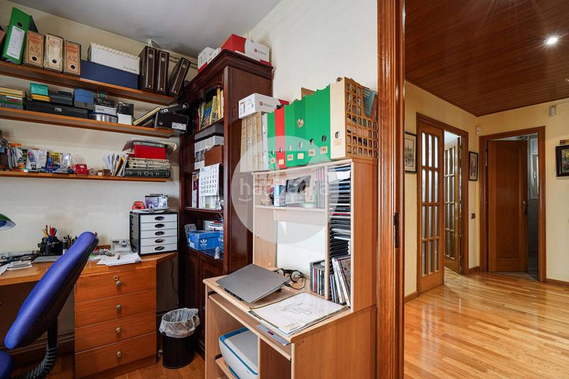 Foto c07987ed-2827-4d83-b00d-c10cdc3caf7d. Casa amb calefacció aparcament piscina a Torrent Ballester Viladecans