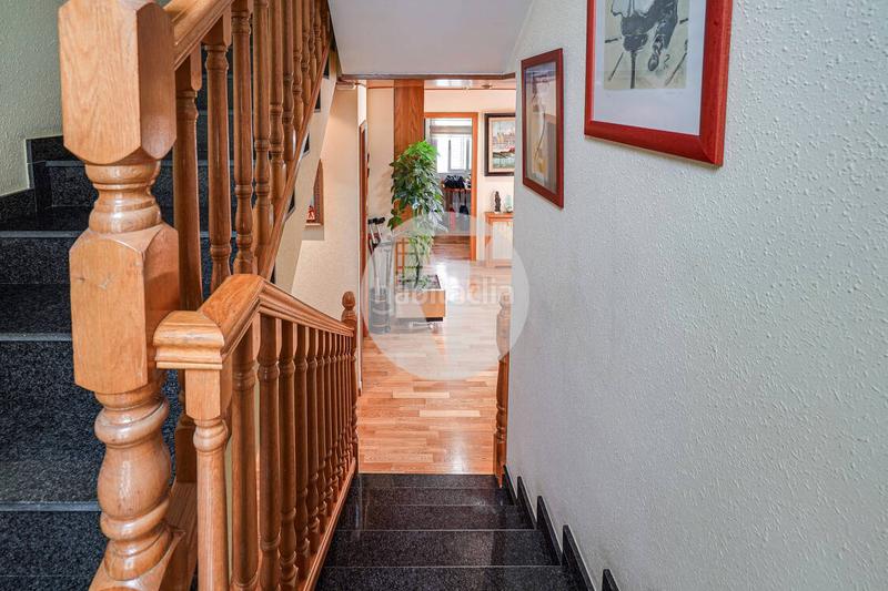 Foto e507ab24-881b-4204-9b3c-d1845ac49219. Casa amb calefacció aparcament piscina a Torrent Ballester Viladecans