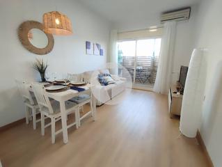 Appartamento in La Bordeta. Piso reformado en venta con terraza y vistas a patio de manzana