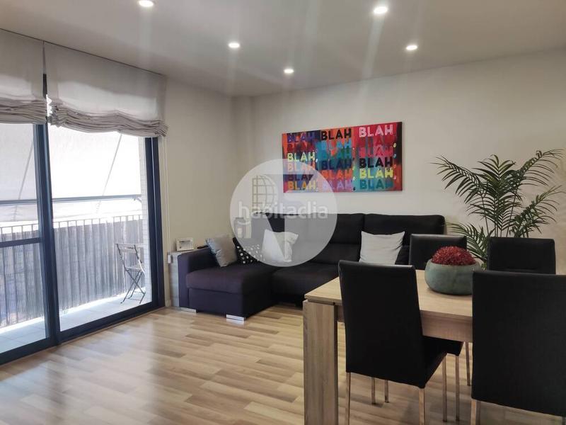 Foto ee4a4195-b252-4680-8200-81cf4ae846d4. Appartamento con riscaldamento piscina in Can Clos-Pinetons Ripollet