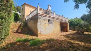 Casa en Vacarisses. Encantadora casa a cuatro vientos en vacarisses, ideal para fami