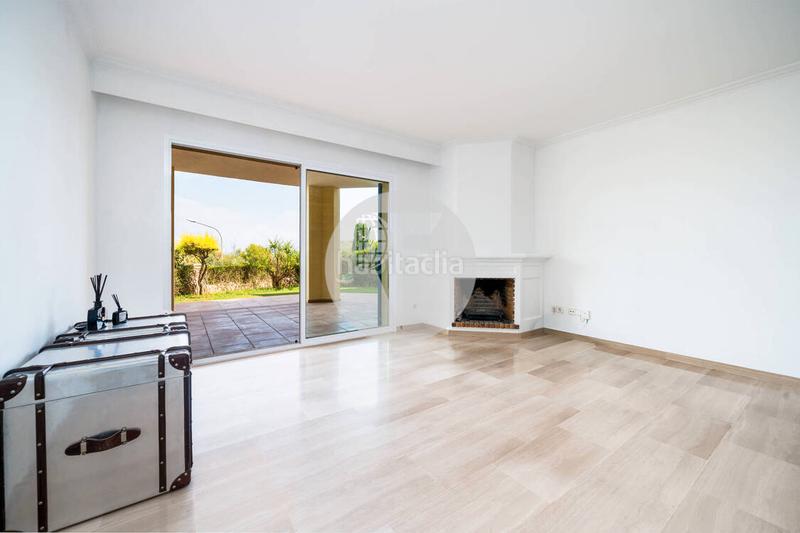 Foto 3e10f86a-d2e6-49ba-a7e4-20c206d9f6e6. Piso apartamento con jardín privado en sa vinya, bendinat en Calvià