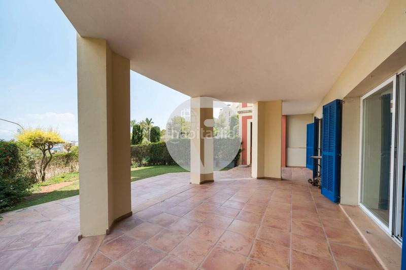 Foto 6189c041-3845-4537-a752-1b6298aff98d. Piso apartamento con jardín privado en sa vinya, bendinat en Calvià