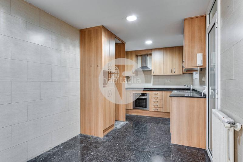 Foto 1169cf52-5fa1-4e14-a65a-1b38048b5bae. Piso fantástico piso en la pl. adria en pleno corazón del barrio exclusivo de sant gervasigalvany, . en Barcelona