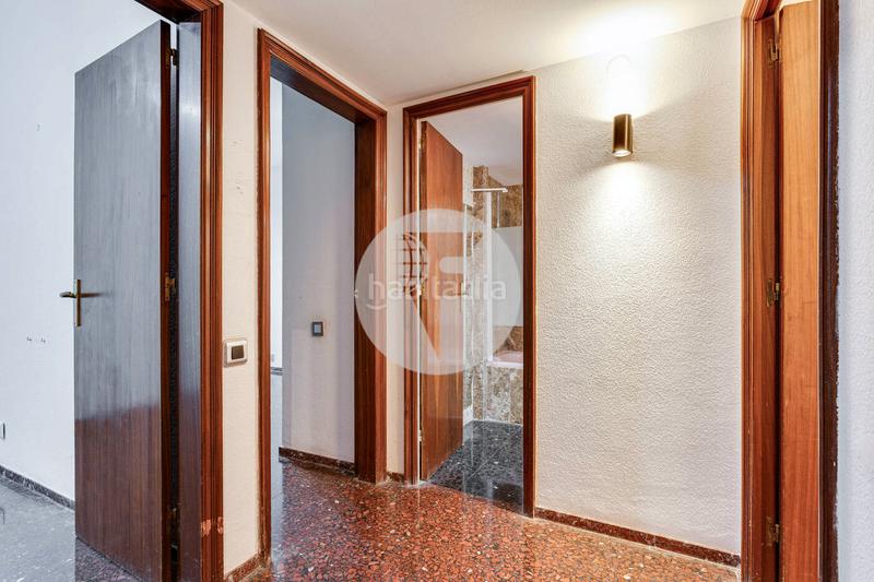 Foto 1f2a9137-7090-4281-a77f-99f8d6ae350f. Piso fantástico piso en la pl. adria en pleno corazón del barrio exclusivo de sant gervasigalvany, . en Barcelona
