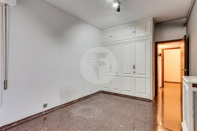 Foto b23e7e67-20f6-4a29-a789-3fea88935af3. Piso fantástico piso en la pl. adria en pleno corazón del barrio exclusivo de sant gervasigalvany, . en Barcelona