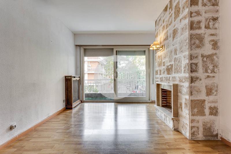 Foto d99a67cf-670c-4741-8144-5d35cee2d174. Piso fantástico piso en la pl. adria en pleno corazón del barrio exclusivo de sant gervasigalvany, . en Barcelona