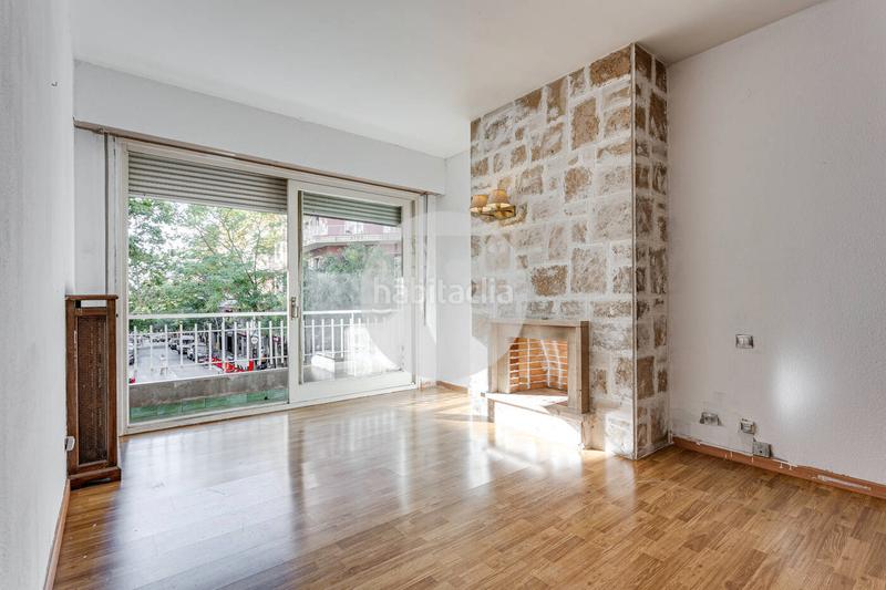 Foto ebe085f3-d693-4832-adb2-1e9989e763b6. Piso fantástico piso en la pl. adria en pleno corazón del barrio exclusivo de sant gervasigalvany, . en Barcelona
