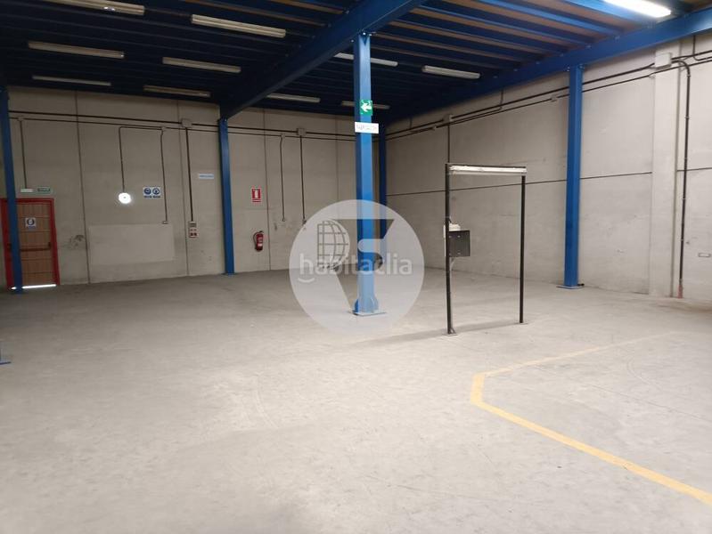 Foto 7b012d7f-08b5-4209-b805-cbe5e1a90d10. Alquiler nave industrial  en alquiler situada en el polígono industrial de almeda del municipio de cornella de llobregat, barcelona.nave ind en Cornellà de Llobregat