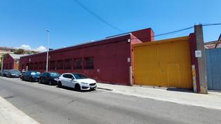 Lloguer Nau industrial a Zona Industrial. Nave industrial en alquiler situada en el poligono industrial de