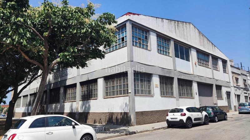 Foto 3fdbeddd-e4ea-4bf0-81a4-ab00ddfd4e69. Location bâtiment à usage industriel dans Gràcia Sabadell