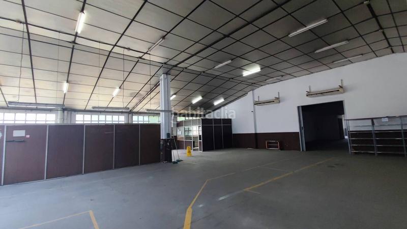 Foto b20b0634-6376-4922-8f56-55ffaf2287c9. Location bâtiment à usage industriel dans Gràcia Sabadell