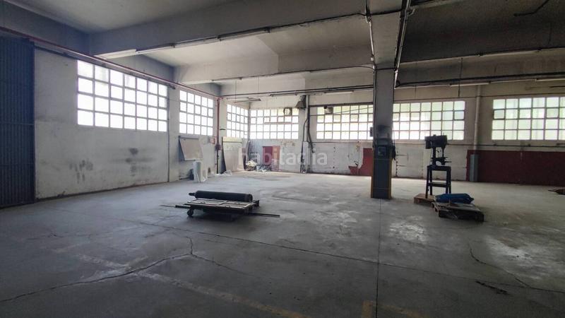 Foto 1373aca9-12ca-476f-bd38-7c5b9fb15218. Rent industrial building in Gràcia Sabadell