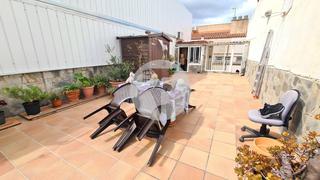 Pis a Ca n'Anglada. Imagina vivir en un piso que te ofrece la calidez de un hogar y