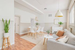 Flat in St. Pere - Sta. Caterina - El Born. Piso con gran potencial situado en la avenida francesc cambó