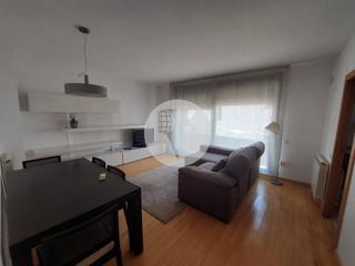 Affitto Appartamento in Ca n'Aurell. Se alquila impecable vivienda en el corazón de can aurell, terra