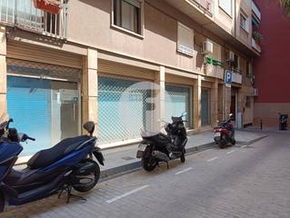 Geschäftsraum in Sant Ramon - Maternitat. Se alquila amplio local comercial de 425 m ubicado en una de las