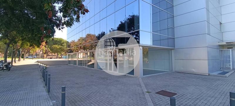 Foto 34c5ce0b-54db-4e9d-b978-254acdd2f969. Lloguer local comercial a Les Fonts Terrassa