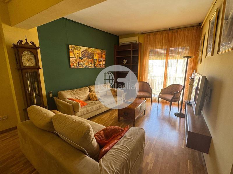 Foto a3af23f6-36cc-4f8d-b86b-65a2c7178b50. Location appartement avec chauffage dans Barri del Centre Terrassa