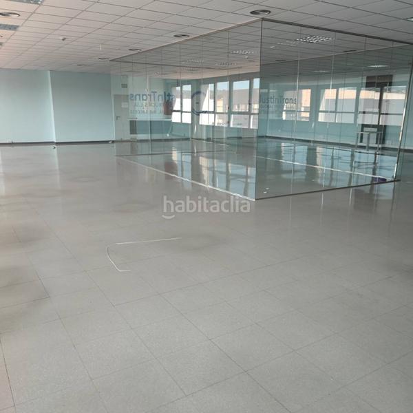 Foto 6f574fec-e9bc-4019-b779-72a07693913d. Location bâtiment à usage industriel dans El Pla Sant Feliu de Llobregat