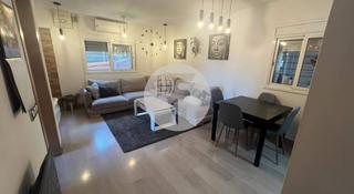 Pis a Can Sant Joan. Piso completamente renovado con un diseo moderno y sofisticado