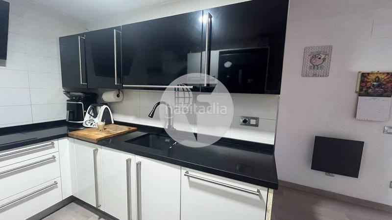 Foto 53da44b7-9bac-43ed-b38c-33feb222f691. Piso  completamente renovado con un diseño moderno y sofisticado en Montcada i Reixac