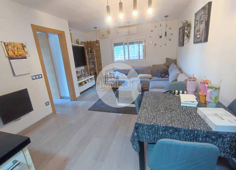 Foto 63162144-31e5-4eb3-8869-02016dfc5152. Piso  completamente renovado con un diseño moderno y sofisticado en Montcada i Reixac