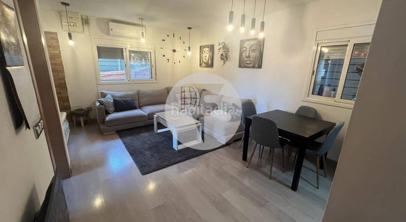 Foto e34edad8-8ad0-4116-b38c-3fccc1146192. Piso  completamente renovado con un diseño moderno y sofisticado en Montcada i Reixac