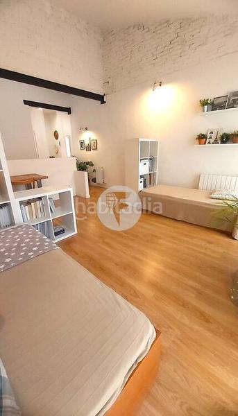 Foto 71535818-01c5-4f5a-840d-f06b5d5f6a04. Haus mit heizung in Barri del Centre Terrassa