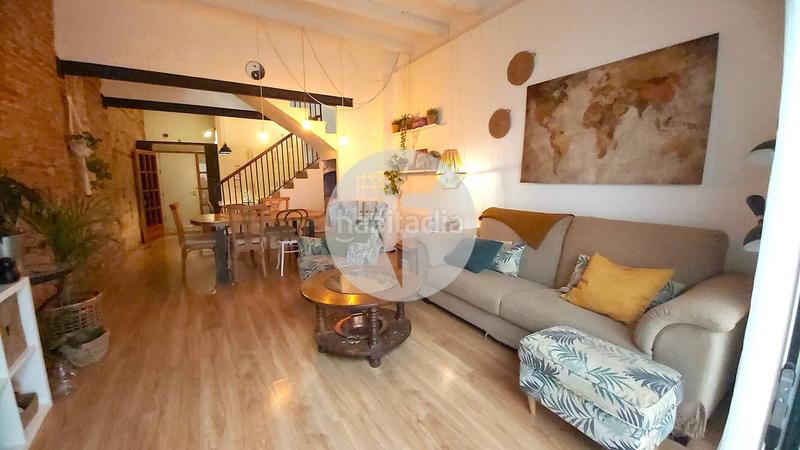 Foto e5aab99f-f27a-4dec-b285-6f0d8f65346f. Haus mit heizung in Barri del Centre Terrassa