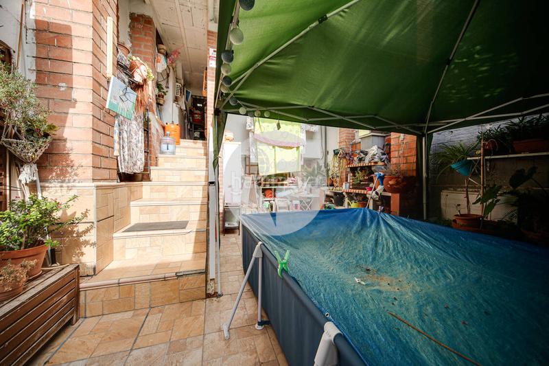 Foto 291a572e-2143-4dbf-9042-8d352773f193. Planta baja oportunidad única zona bòbiles diagonal colomeres! en Gavà