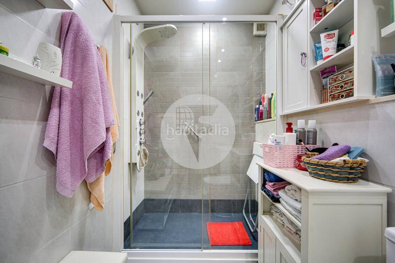 Foto 67e9550f-789e-4109-8237-11c411ed52c2. Planta baja oportunidad única zona bòbiles diagonal colomeres! en Gavà