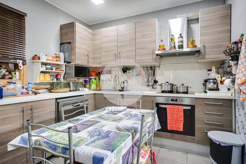 Foto 9bee3261-cbe6-4cc0-8714-6acbbc30822e. Planta baja oportunidad única zona bòbiles diagonal colomeres! en Gavà