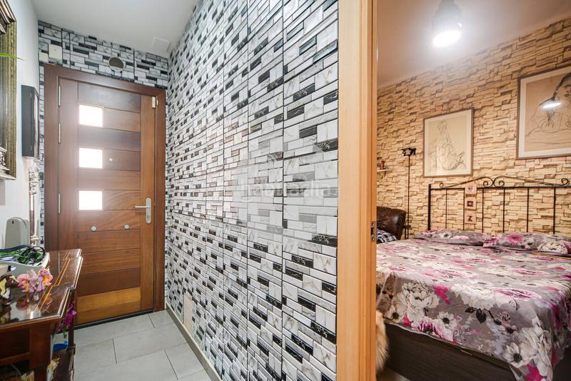 Foto c9ebb804-8ff6-4ff3-8c06-df303b27b6ba. Planta baja oportunidad única zona bòbiles diagonal colomeres! en Gavà