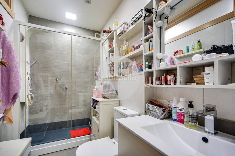 Foto f5129981-8281-4741-bade-f031407f2b4a. Planta baja oportunidad única zona bòbiles diagonal colomeres! en Gavà