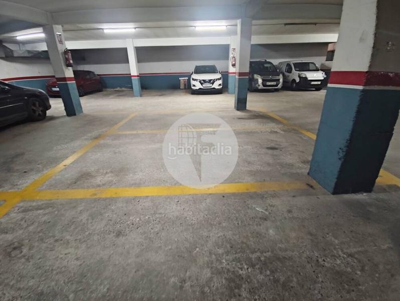 Foto 4231480b-16e9-47d0-8fab-e0ffb2dfd5b6. Aparcament cotxe a Estació del Nord Mollet del Vallès