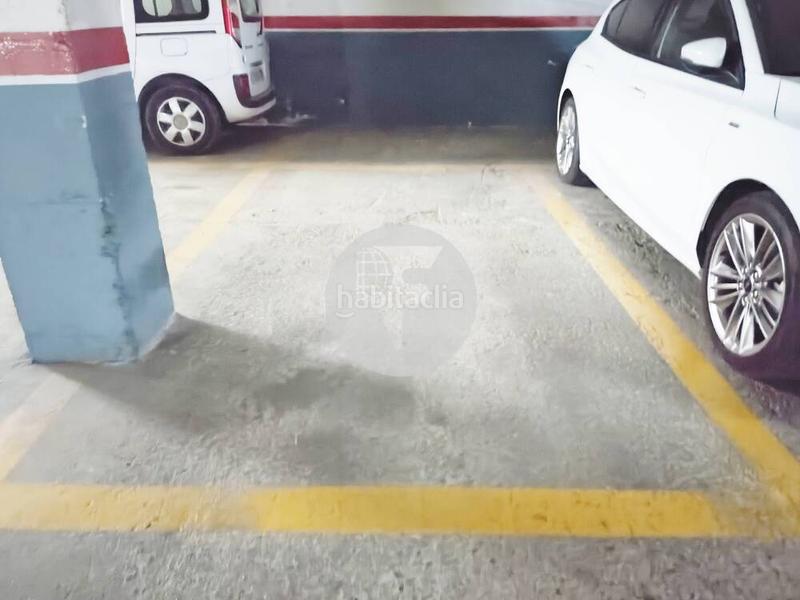 Foto c31caab5-47ff-4ad2-a853-26829214f2db. Aparcament cotxe a Estació del Nord Mollet del Vallès