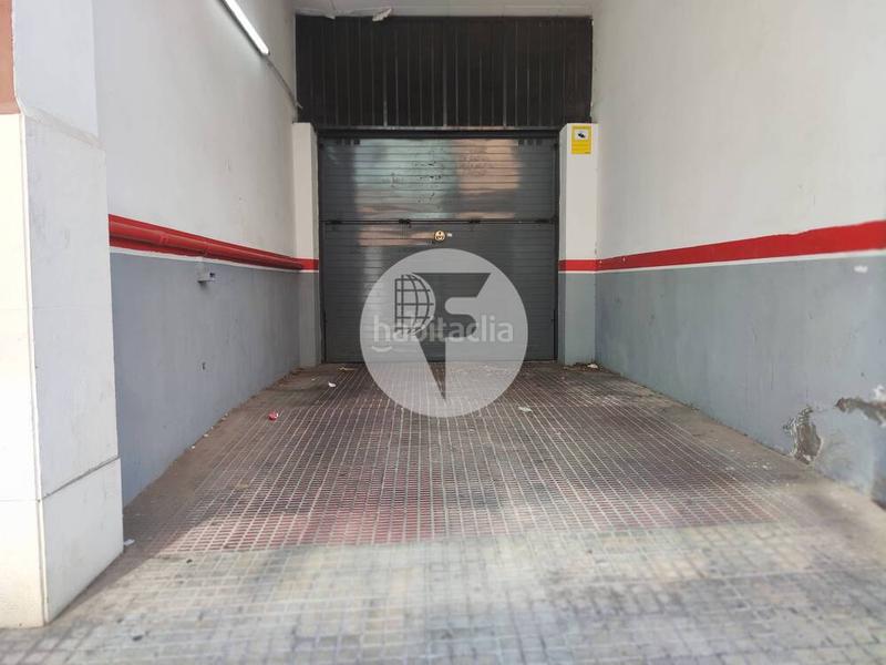 Foto 83054798-a332-4d66-8e65-7b15053c7d22. Aparcament cotxe a Estació del Nord Mollet del Vallès