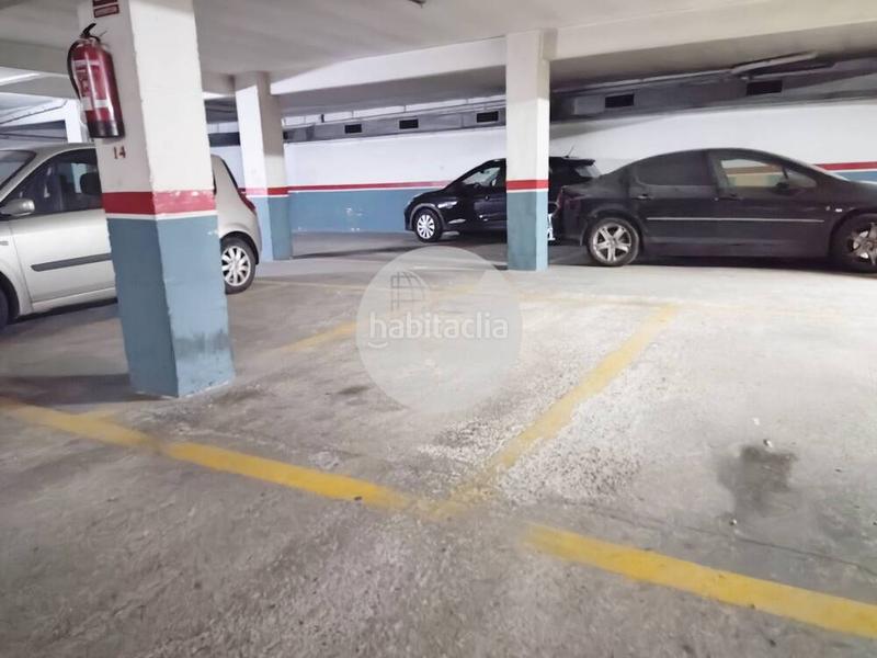 Foto f3c104a9-87ba-448c-857b-071cb94e2e2b. Aparcament cotxe a Estació del Nord Mollet del Vallès