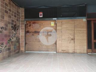 Parking coche en Estació de França. Plazas de aparcamiento en venta  calle francesc macià, zona esta