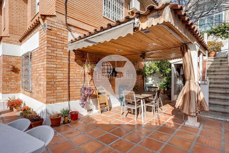 Foto 0bf74e10-1c41-4445-aabd-5a2ee9f07a93. House with heating parking pool in La Miranda Esplugues de Llobregat