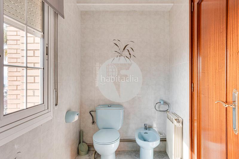 Foto 60500e3f-fc0f-4ec8-b91a-323668ad6b8d. House with heating parking pool in La Miranda Esplugues de Llobregat