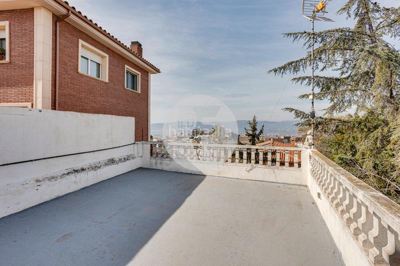 Foto 77a33766-07f2-4cae-84d6-7ef711d8ca34. House with heating parking pool in La Miranda Esplugues de Llobregat