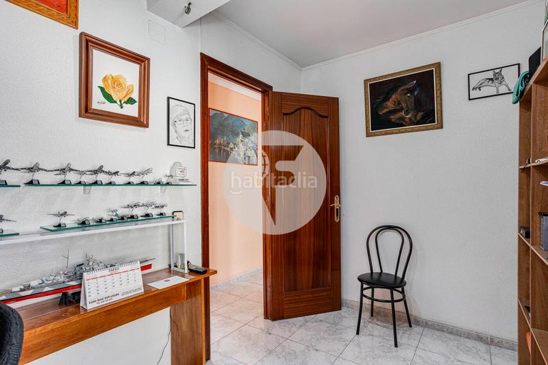 Foto 7d03c13b-85cf-416e-9527-494afa590b6f. House with heating parking pool in La Miranda Esplugues de Llobregat