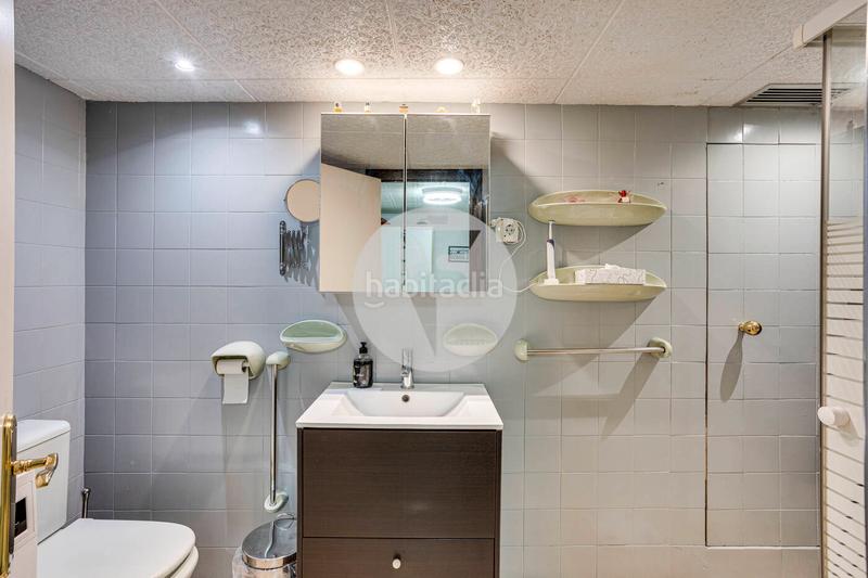 Foto 9c268816-6ea6-42e6-bc67-c17bf6ee5e7c. House with heating parking pool in La Miranda Esplugues de Llobregat