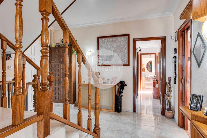 Foto bdf7f368-de52-486e-b878-f887d4458604. House with heating parking pool in La Miranda Esplugues de Llobregat