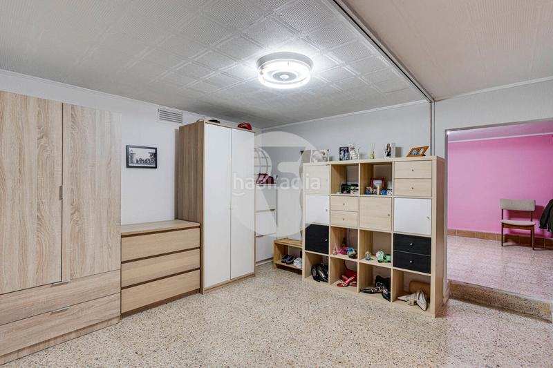 Foto c2fca6c0-e4af-4e9d-a842-802f23302059. House with heating parking pool in La Miranda Esplugues de Llobregat