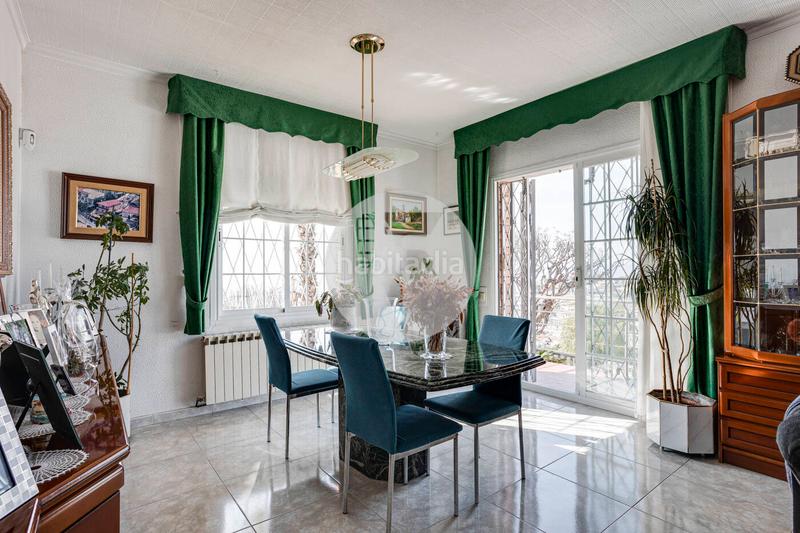 Foto c794ba93-92ff-4994-bfab-96520cd69bd7. House with heating parking pool in La Miranda Esplugues de Llobregat