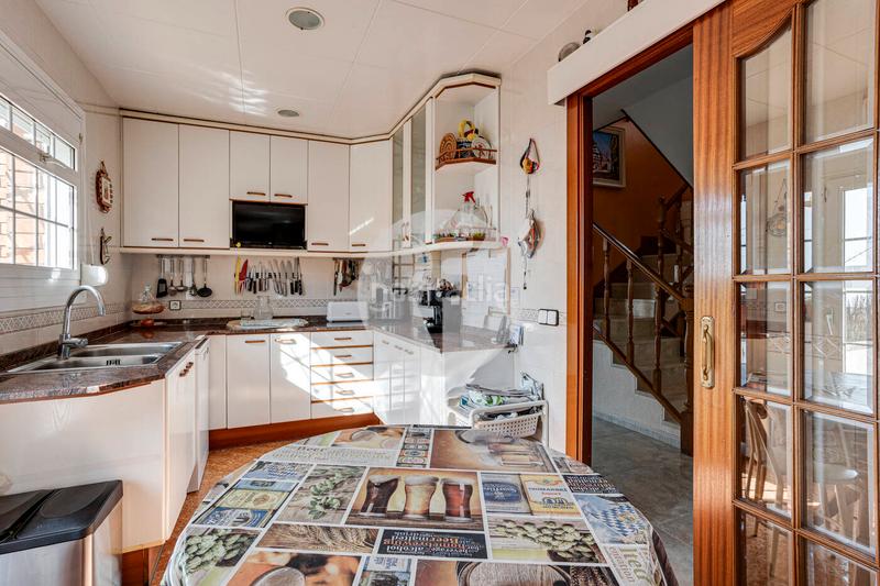 Foto d94c5f1b-a21f-49b3-8547-4b1e53da1f78. House with heating parking pool in La Miranda Esplugues de Llobregat