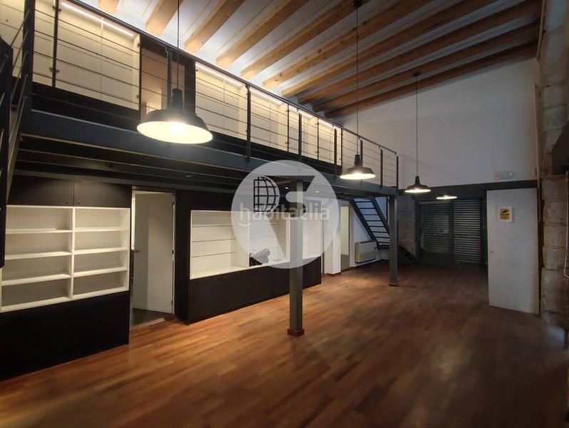 Foto f12493dd-78ed-47cf-9959-2ec7815df6b4. Local commercial dans Gòtic Barcelona